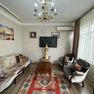 Sultanahmet Yesil , Istanbul Turkey
